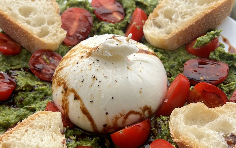Egy tányér nyár – a burrata és pesto szerelmeseinek